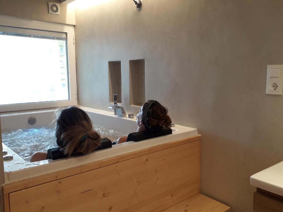Jacuzzi & Sauna Apartment ! Salou Kültér fotó